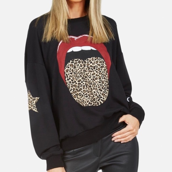 Lauren Moshi Tops - FOUND ❤️ Searching for this Lauren Moshi Sweatshirt